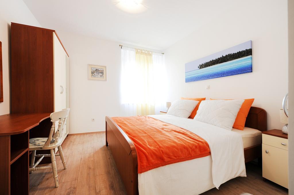 Little Cosy Apartment Zadar Bagian luar foto